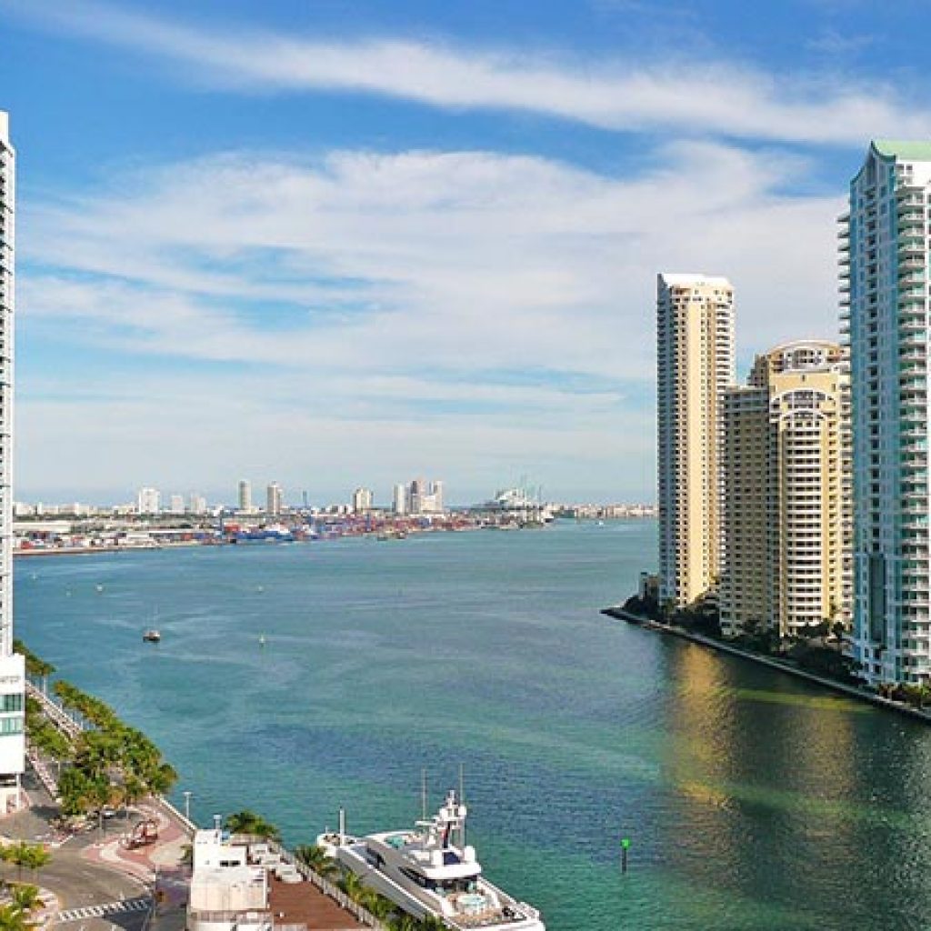 Miami City and Boat Tour Little Havana Included + FREE Bike Rental